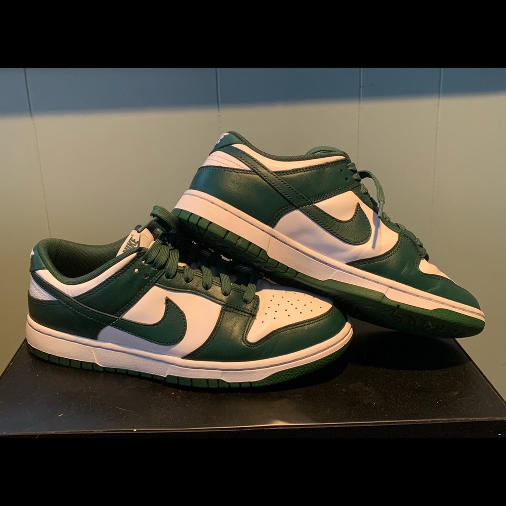 Nike Michigan State Low Dunks